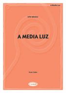 A Media Luz 