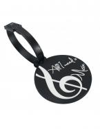 Luggage tag ''All I need is Music'' 