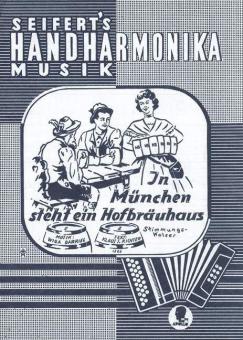 In München steht ein Hofbräuhaus 