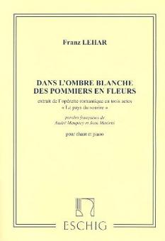 Dans L'ombre Blanche des Pommiers En Fleurs Extra 