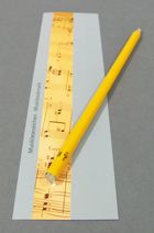 Bleistift mit Kristallstein und Lesezeichen 