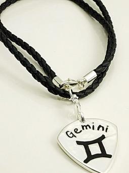 Rockys Plektrum + Kette Sternzeichen Zwillinge 