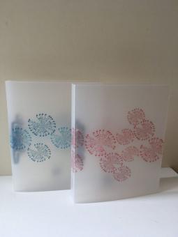 Mappe Hidden Music (2 im Set: rot und blau) 