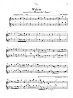 4 junge Hände am Klavier im Alle Noten Shop kaufen