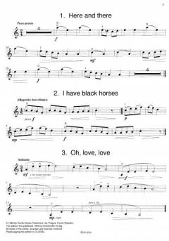 33 Czech Folksongs von Petr Eben 