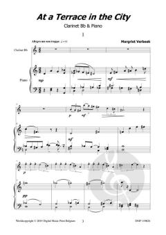 At a terrace in the city von Margriet Verbeek 