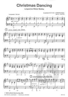 Happy Christmas + Christmas Dancing 