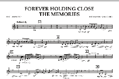 Forever Holding Close The Memories von Richard L. Saucedo (Download) 