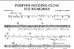 Forever Holding Close The Memories von Richard L. Saucedo (Download) 