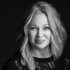 Richer Than Before (for Low Voice, Acoustic Guitar and Cello) (Download) 