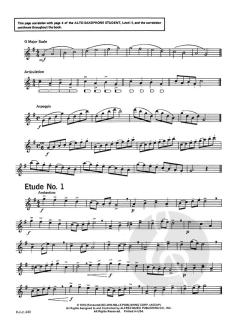 Studies and Melodious Etudes for Alto Saxophone, Level 2 von Willis Coggins 